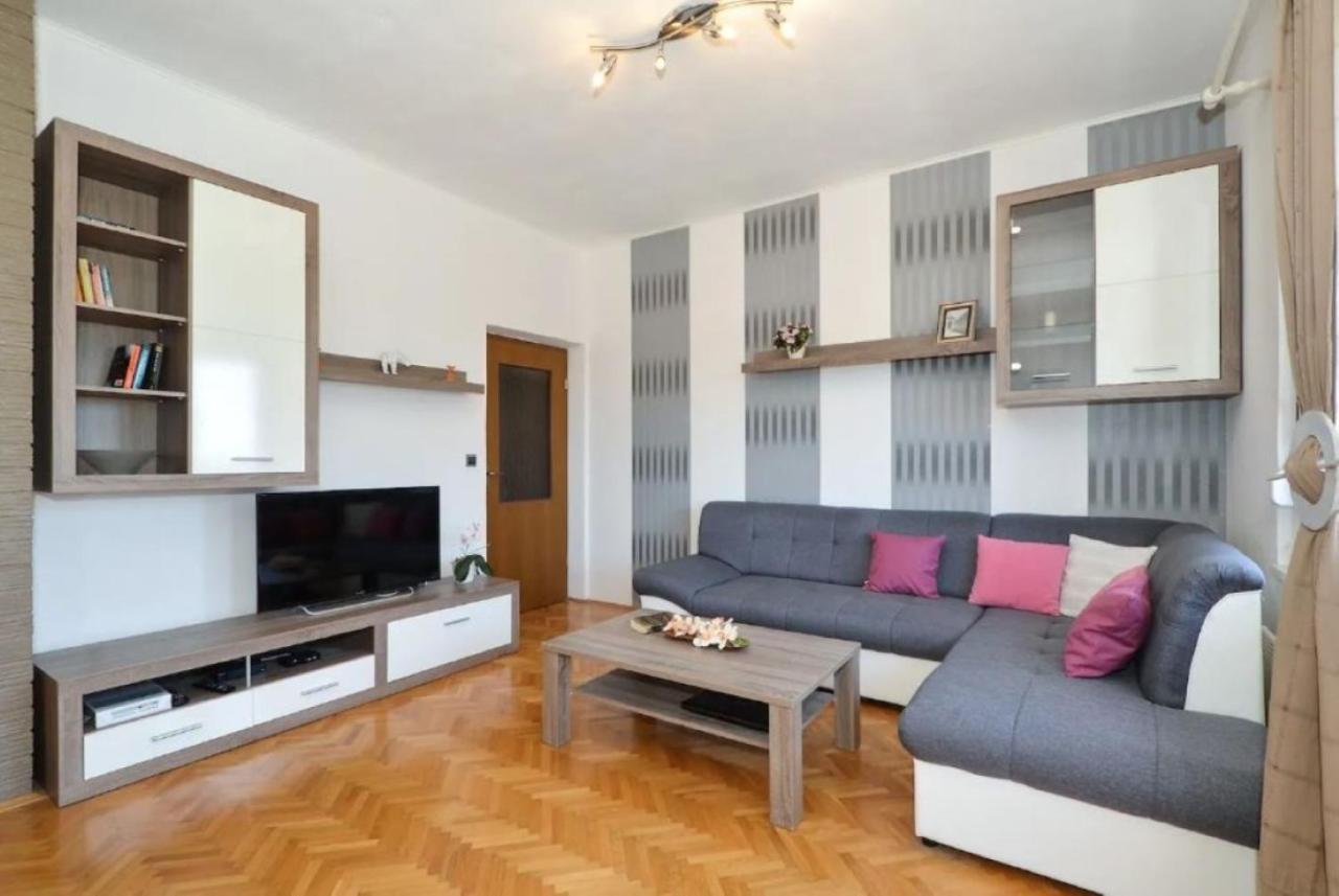 Apartments Villa Golden View Τρογκίρ Εξωτερικό φωτογραφία