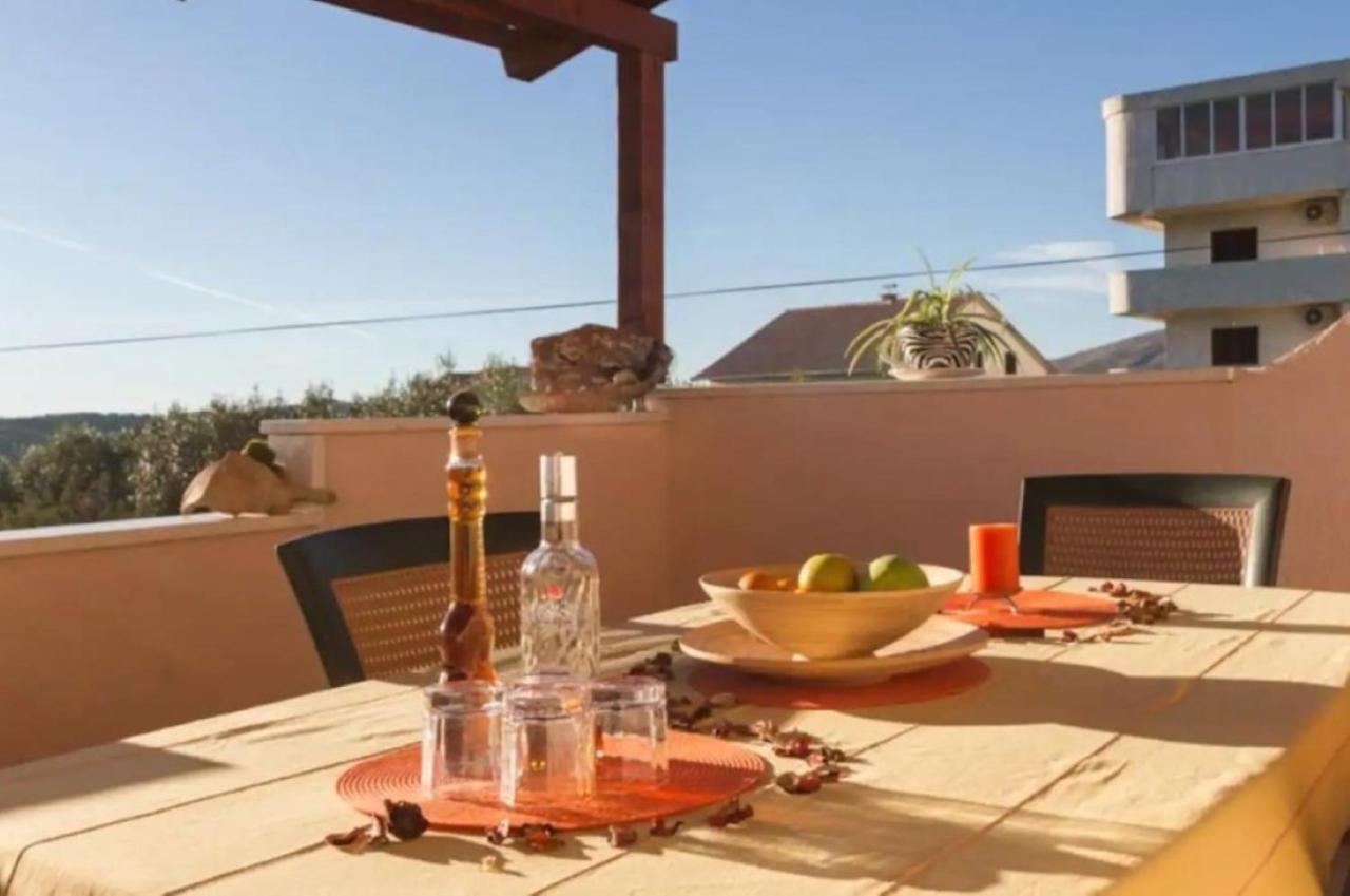 Apartments Villa Golden View Τρογκίρ Εξωτερικό φωτογραφία