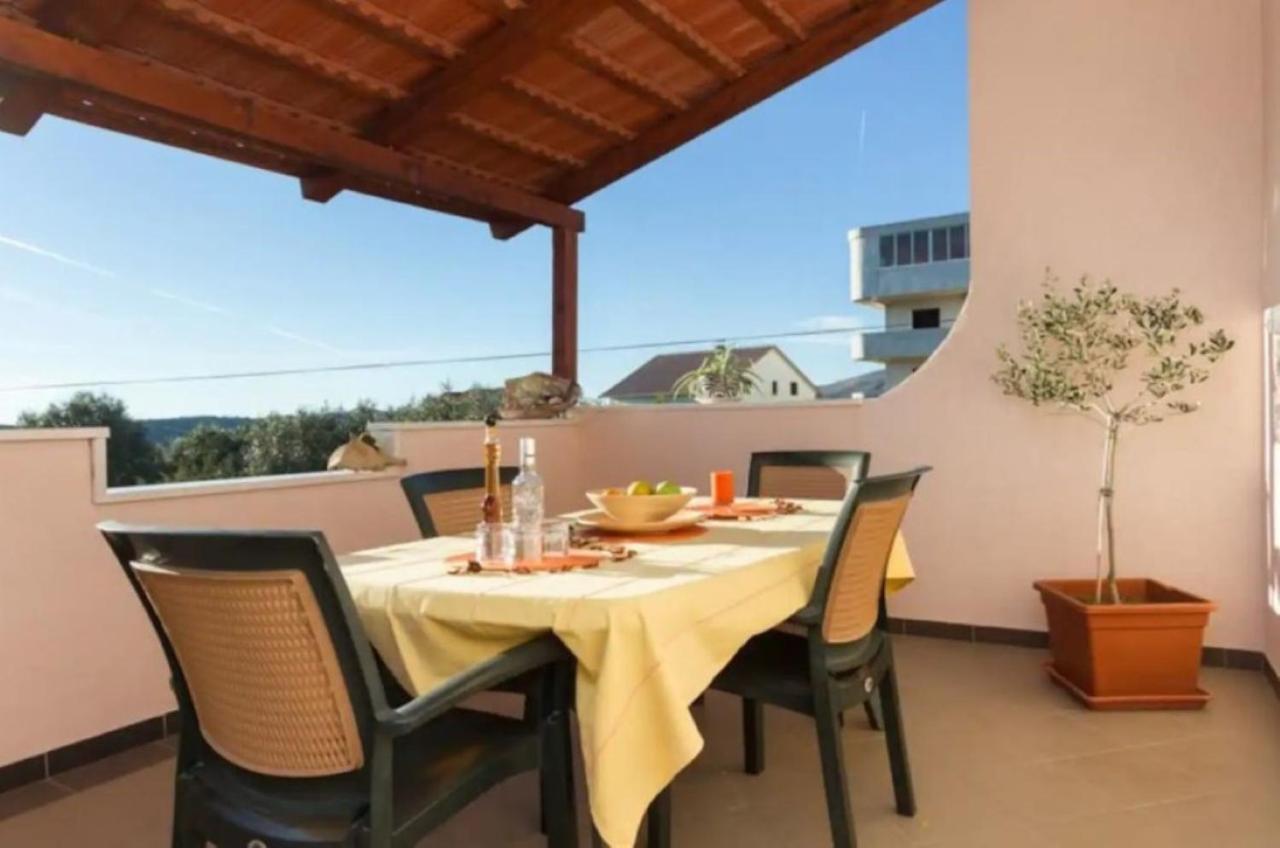 Apartments Villa Golden View Τρογκίρ Εξωτερικό φωτογραφία