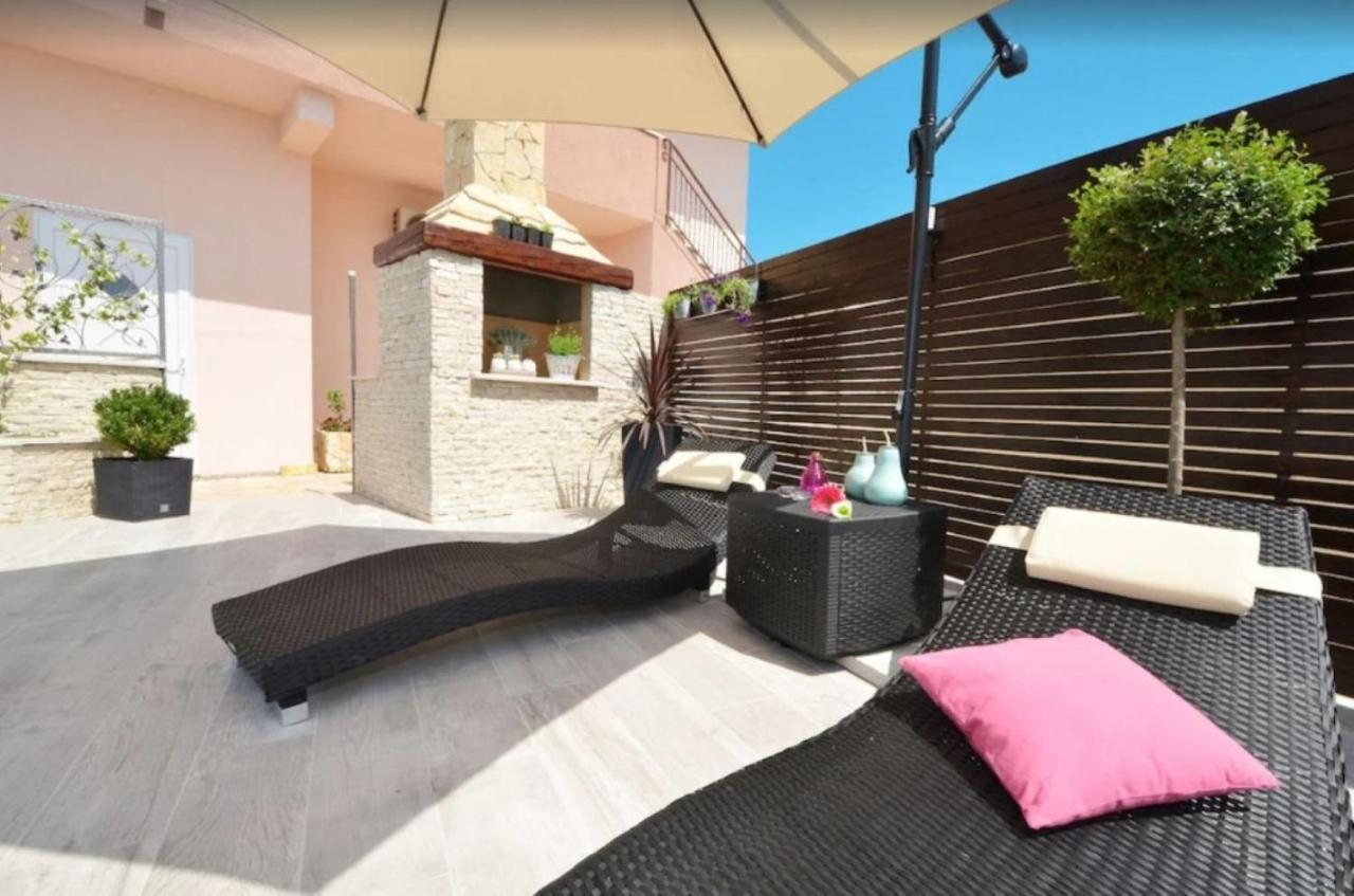 Apartments Villa Golden View Τρογκίρ Εξωτερικό φωτογραφία