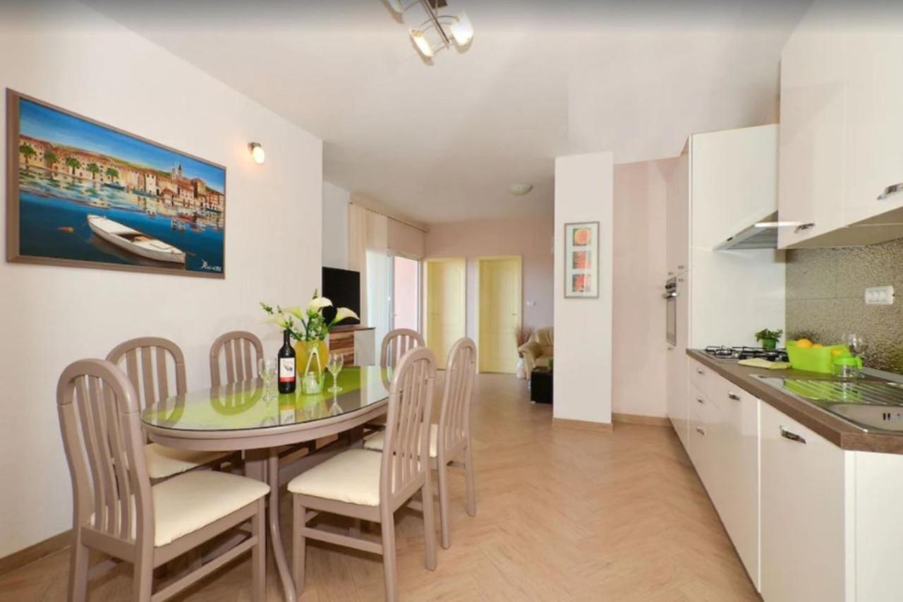 Apartments Villa Golden View Τρογκίρ Εξωτερικό φωτογραφία